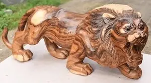 Деревянная фигурка ручной работы "Лев" AM1316  купить в интернет магазине Мебель из массива. Звоните +7 495 961-63-63 Мебель Индонезии