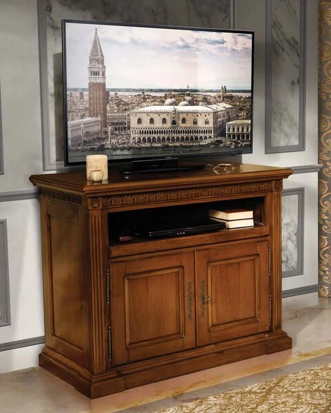 Комод под ТВ "Венеция" Слоновая кость 707  купить в интернет магазине Мебель из массива. Звоните +7 495 961-63-63 Комоды из массива дерева
